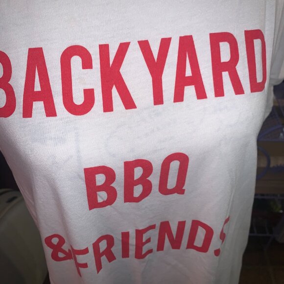 Backyard BBQ & Friends Women's XL Short Sleeve White T Shirt - Picture 2 of 3
